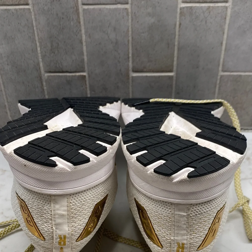 Brooks Revel Running Shoes Size 7 Cream Gold Athletic Sneaker